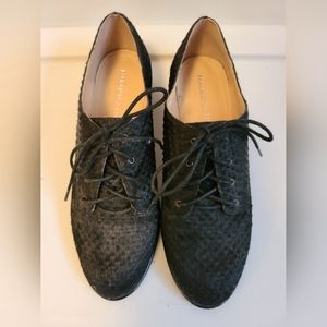 Mara USA Oxford Flats
